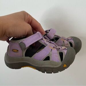 Keen Toddler 8C